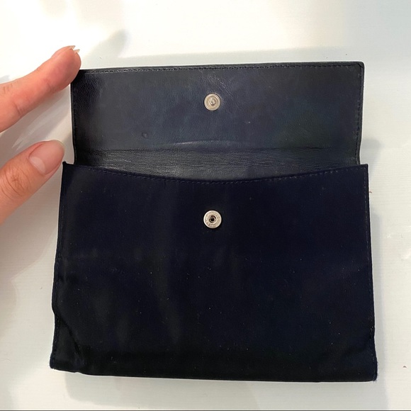 Prada Authentic Vintage Trifold Wallet - Picture 2 of 5